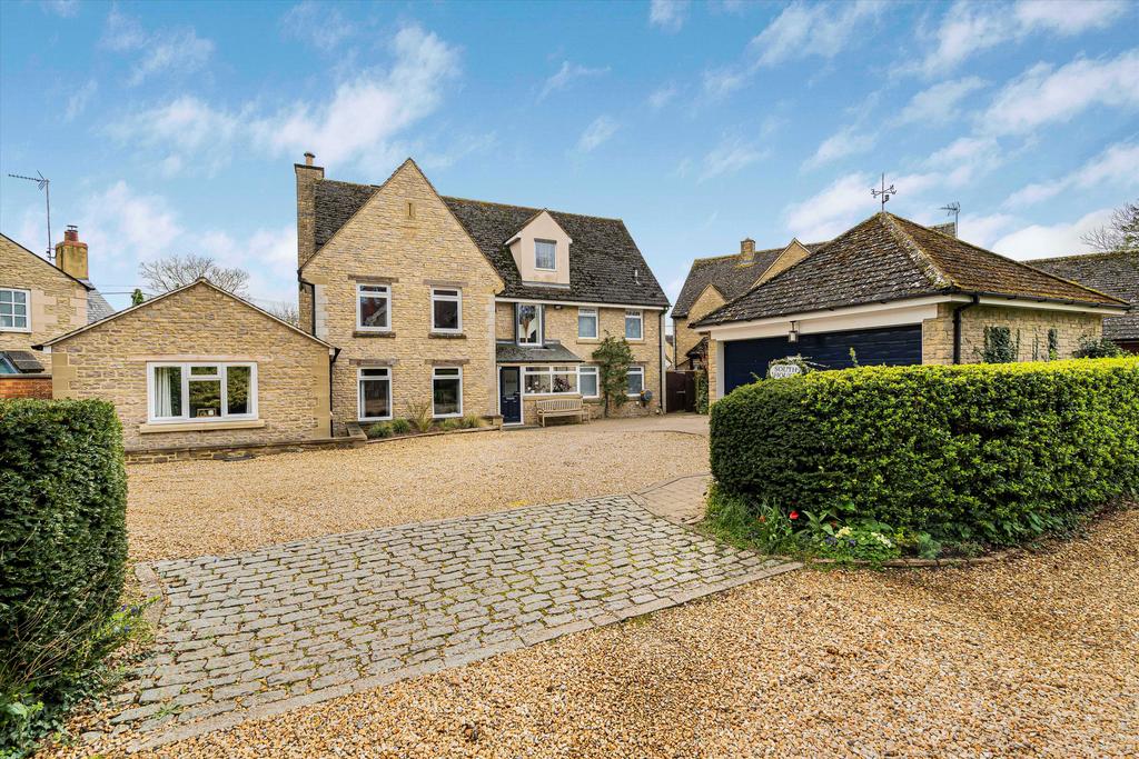 Clanfield, Oxfordshire, OX18 5 bed detached house for sale £1,250,000