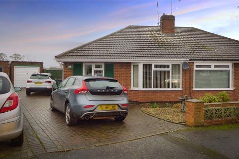 2 bedroom bungalow for sale, Findon Close, Bulkington, Warwickshire, CV12