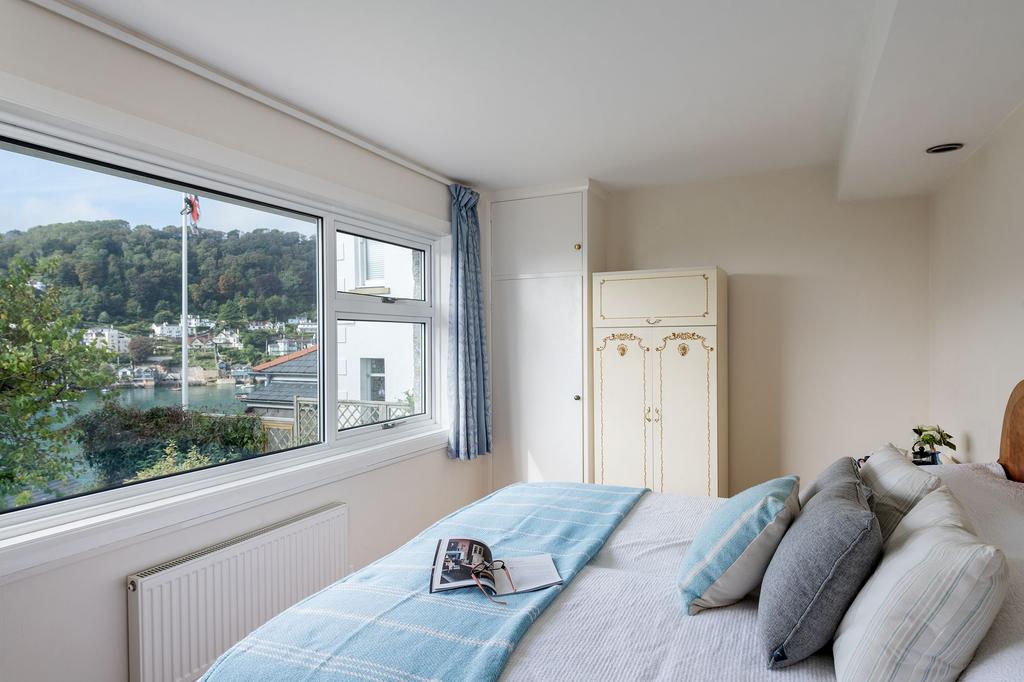 Bedroom, Crosstrees, Kingswear