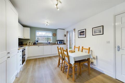4 bedroom detached house for sale, Chivenor Way Kingsway, Quedgeley, Gloucester, Gloucestershire, GL2