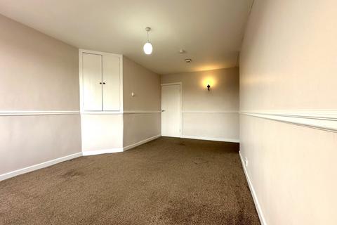 2 bedroom apartment to rent, Croston Road, Preston PR3