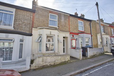 2 bedroom terraced house for sale, Douglas Road, Dover, CT17