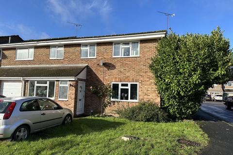 37 Elm Close, Bordon, GU35 0AS