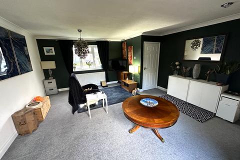 37 Elm Close, Bordon, GU35 0AS