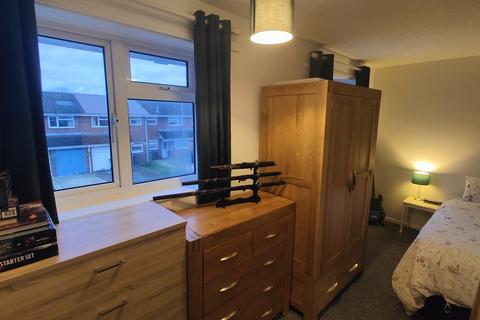 37 Elm Close, Bordon, GU35 0AS