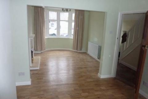 3 bedroom end of terrace house to rent, Cheveral Avenue, Radford, Coventry, West Midlands, CV6