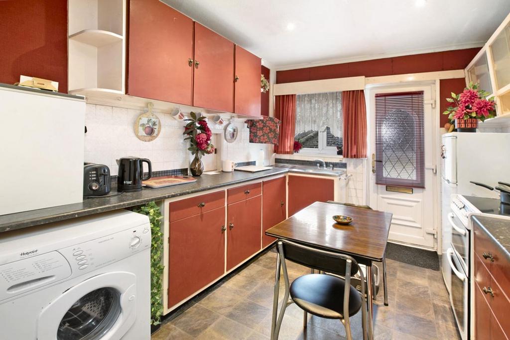 Ash Way, Newton Abbot, TQ12 3 bed detached bungalow for sale £375,000