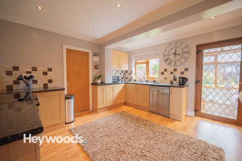 4 bedroom detached house for sale, Rutherford Avenue, Westbury Park, Newcastle Under Lyme