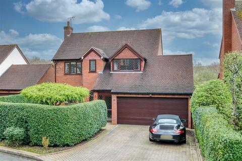 4 bedroom detached house for sale, Hither Green Lane, Bordesley, B98 9BN