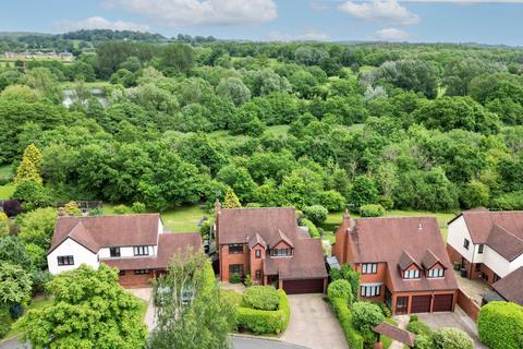 4 bedroom detached house for sale, Hither Green Lane, Bordesley, B98 9BN