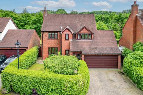 4 bedroom detached house for sale, Hither Green Lane, Bordesley, B98 9BN