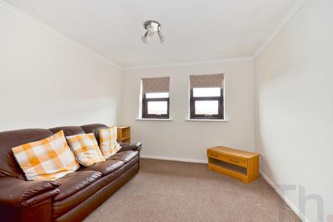 2 bedroom flat to rent, Newport PO30