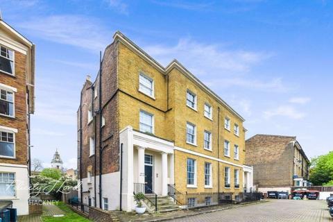 2 bedroom flat for sale, Hall Place, Urswick Road, Hackney, E9