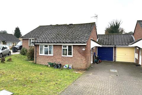 60 Lemon Grove, Whitehill, Bordon, GU35 9BE