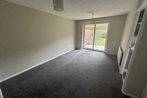 60 Lemon Grove, Whitehill, Bordon, GU35 9BE