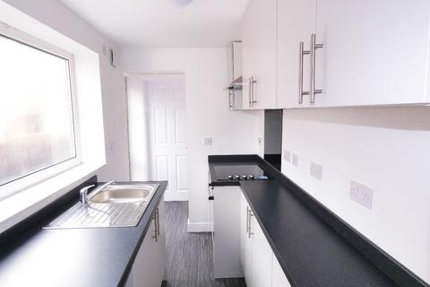 3 bedroom terraced house to rent, Conway Street, Stoke-on-Trent, Shelton ST4 2BL