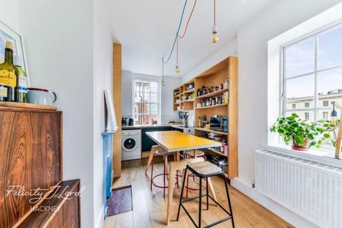 1 bedroom flat for sale, Sylvester Road, Hackney, E8