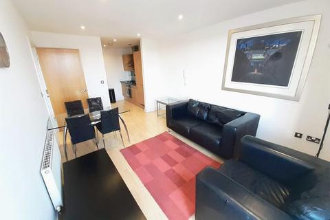 1 bedroom flat to rent, Cromwell Court, Brewery Wharf, Leeds, LS10