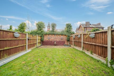 38 Leagate, Liverpool, L10 1NH