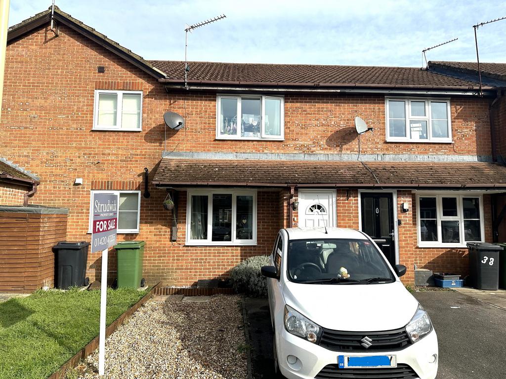 Mornington Road, Whitehill GU35 2 bed terraced house for sale £259,950