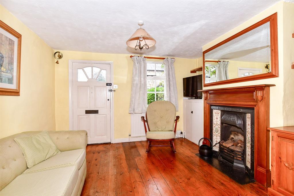 Church Street, Boughton Monchelsea... 2 bed terraced house for sale £