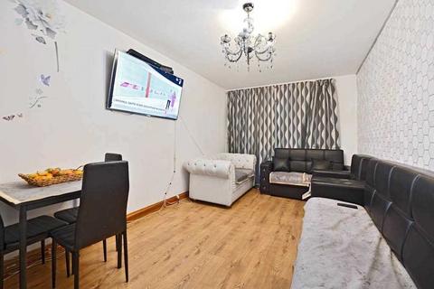 4 bedroom end of terrace house for sale, Hedgemans Way, Dagenham, Essex