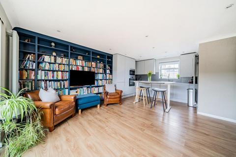 115 Cedar Terrace, Richmond, TW9 2BY