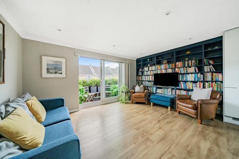 115 Cedar Terrace, Richmond, TW9 2BY