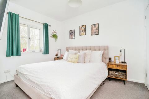 36a Ashingdon Road, Rochford, SS4 1NJ