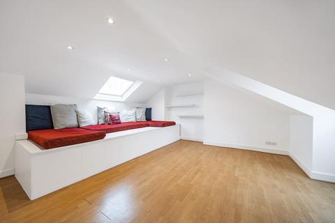 2 bedroom flat for sale, Croxted Road, London