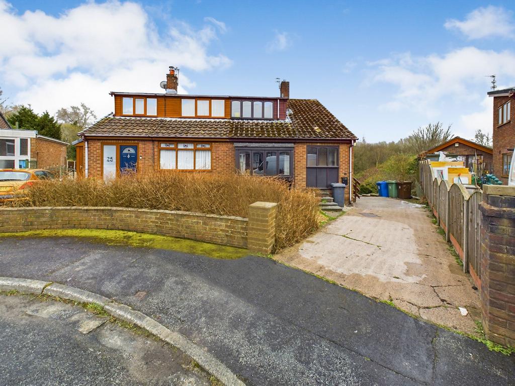 Standish Lower Ground, Wigan WN6 2 bed semidetached house for sale £
