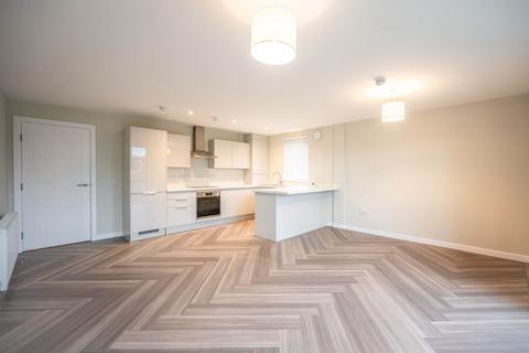 2 bedroom flat to rent, Bridge Street, Paisley, PA1 1FA