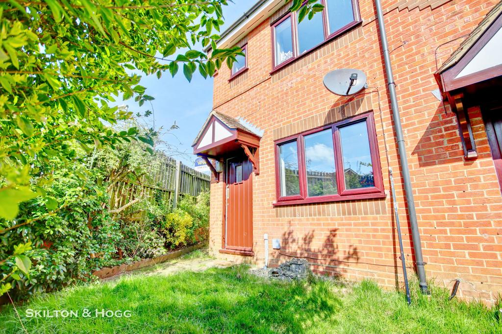 Cook Close, Daventry NN11 1 bed flat for sale £115,500