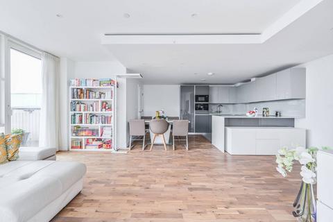 3 bedroom flat for sale, Meridian House, Battersea Reach, Battersea, London, SW18
