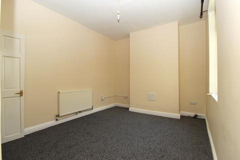 2 bedroom terraced house to rent, West Park Grove, Granville Street, Hull HU3