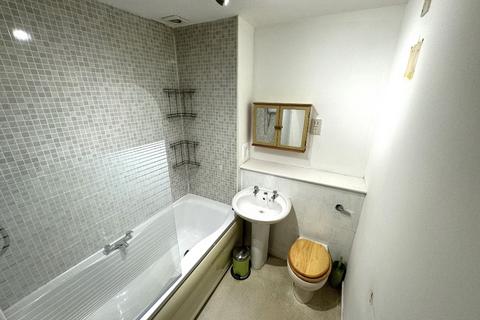 1 bedroom flat to rent, Menzies Road, Torry, Aberdeen, AB11