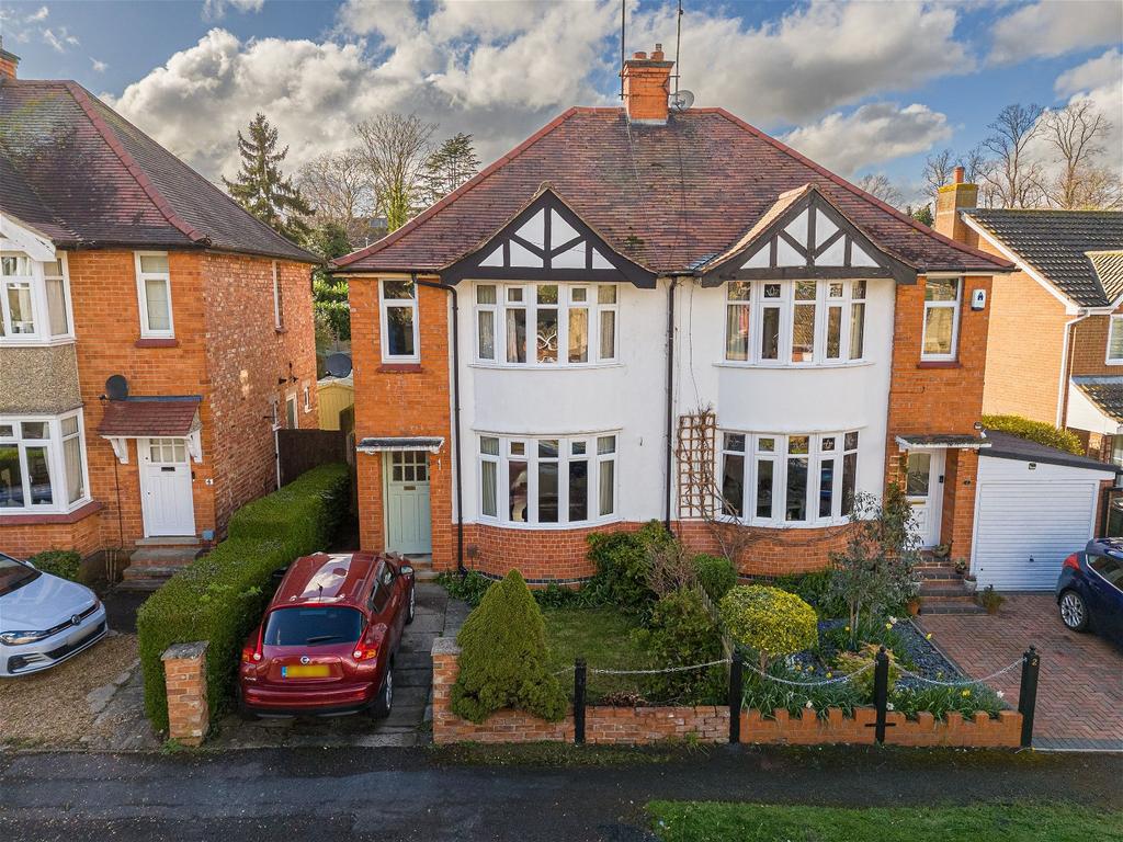 St. Peters Avenue, Rushden NN10 2 bed semidetached house for sale £