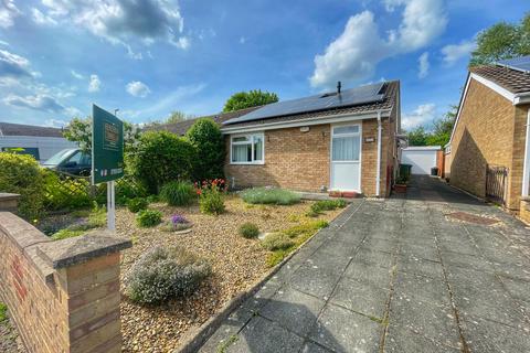 2 bedroom semi-detached bungalow for sale, Churchill Avenue, Wellingborough NN8