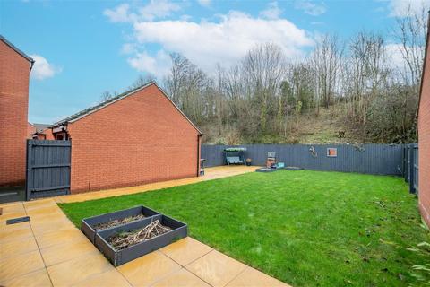 15 Centenary Way, Raunds, Wellingborough, NN9 6UL