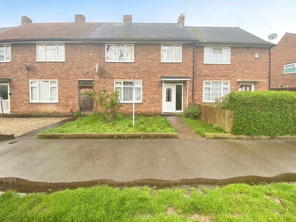 3 Bedroom Mid Terrace House - For Sale by Auction