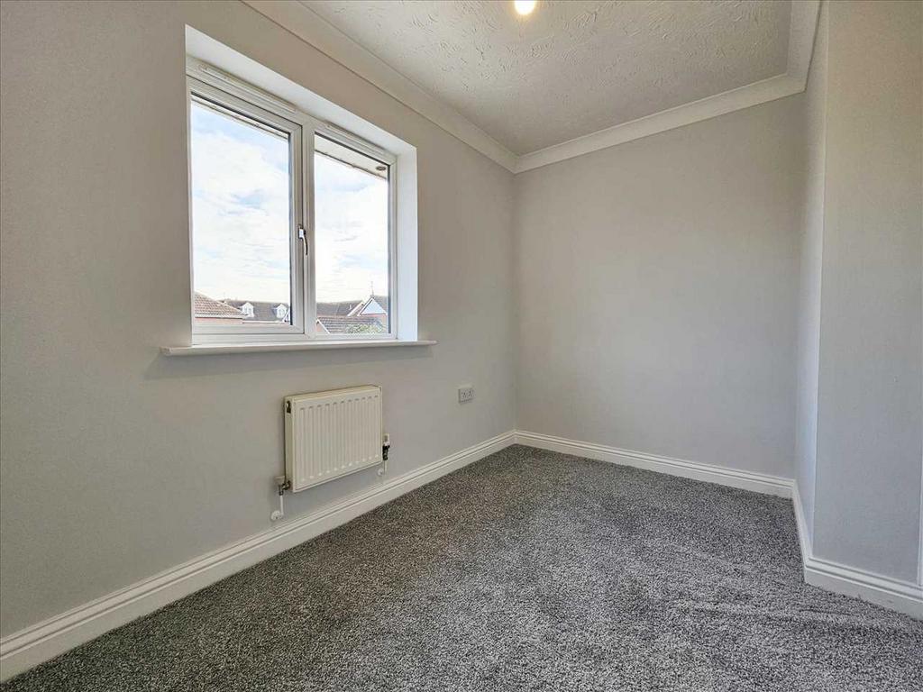 Bedroom 4: