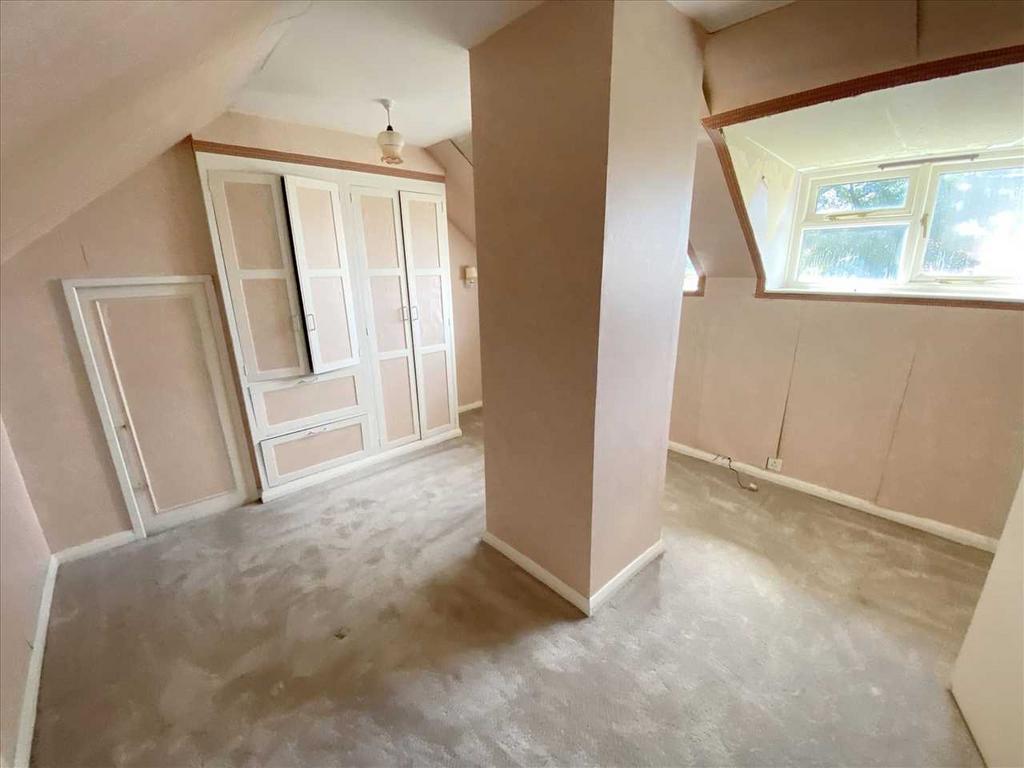 Bedroom 3: