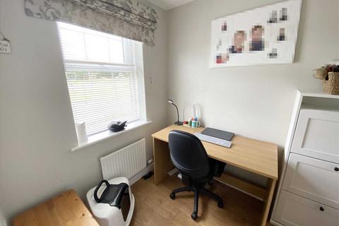 17 Stratten Park, Greylees, Sleaford, NG34 8YD