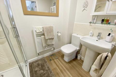 17 Stratten Park, Greylees, Sleaford, NG34 8YD