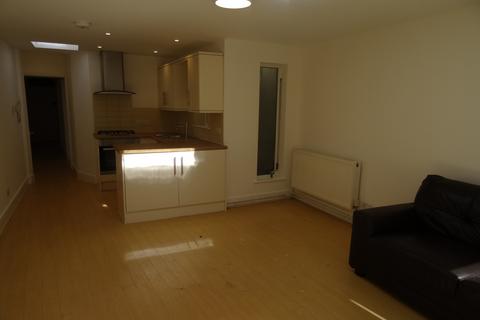 1 bedroom flat to rent, Haydons Road, London, Wimbledon SW19
