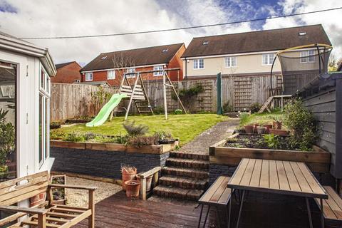 18 Cleeve Down, Goring, Reading, RG8 0HB