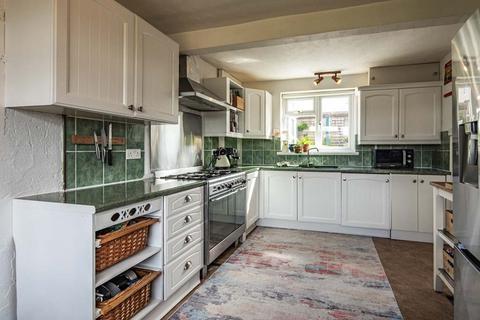 18 Cleeve Down, Goring, Reading, RG8 0HB