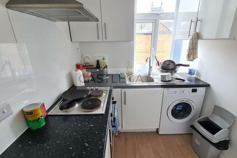 1 bedroom flat to rent, Blacker Road, Huddersfield, HD1 2HU