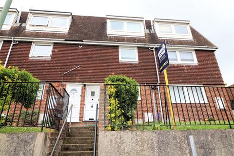 15 Thorne Close, Erith, DA8 1EU