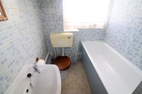 15 Thorne Close, Erith, DA8 1EU